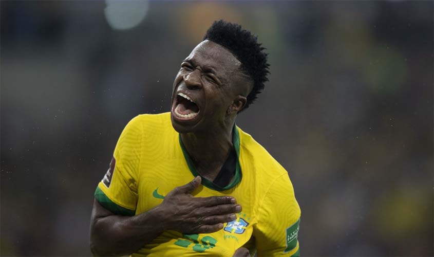 Jogadores expressam alegria por convocação para a Copa