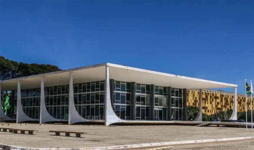 STF inicia julgamento de recursos de Bolsonaro