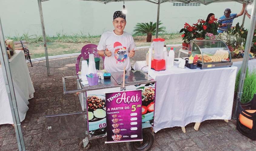 Feira de artesanatos acontece em vários locais públicos neste mês de dezembro