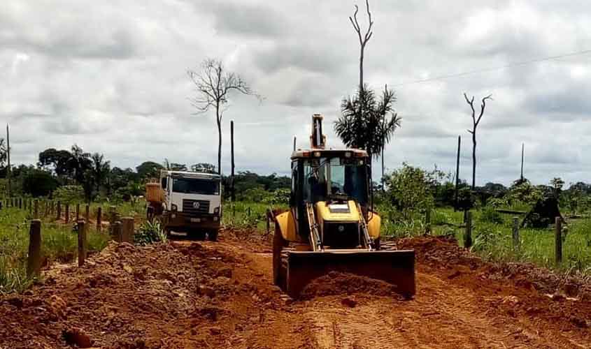 Semagric inicia 2019 recuperando estradas rurais danificadas pelas chuvas
