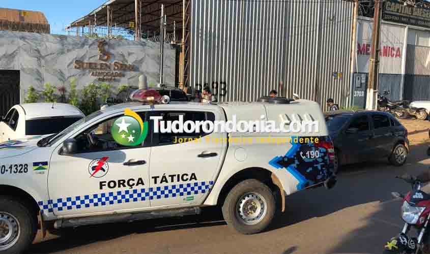 Corpo de empresário é encontrado em cova rasa dentro de galpão