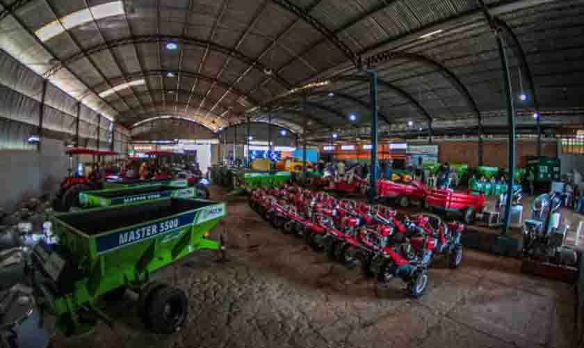 Fortalecimento da agricultura familiar em Rondônia é garantido com assinaturas de mais de 200 convênios com associações e prefeituras
