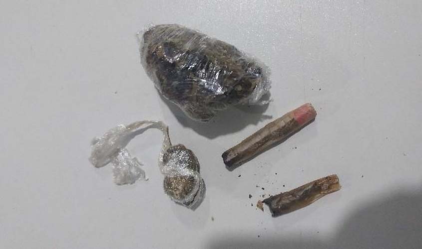 Menor é apreendido com drogas em área de lazer da capital