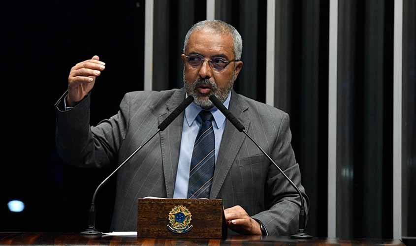 Capitalização da Previdência pode gerar rombo para beneficiários do sistema, diz Paim