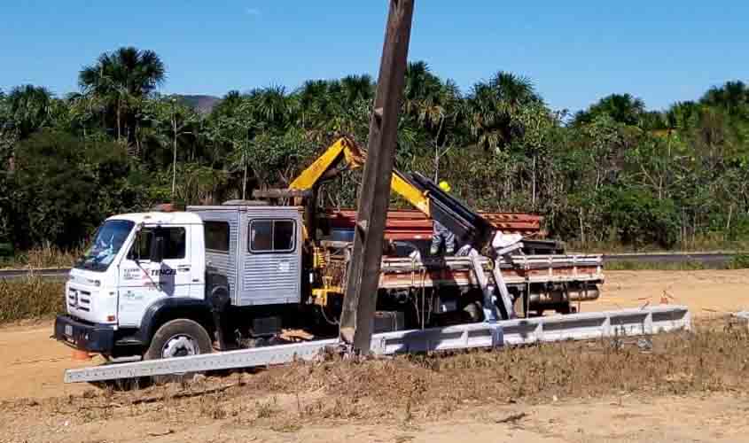 Batidas de automóveis em postes levaram 138 mil clientes a ficar sem energia em 2020