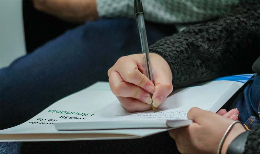 Governo de Rondônia publica edital de processo seletivo para contratação temporária de professores 'Classe C'