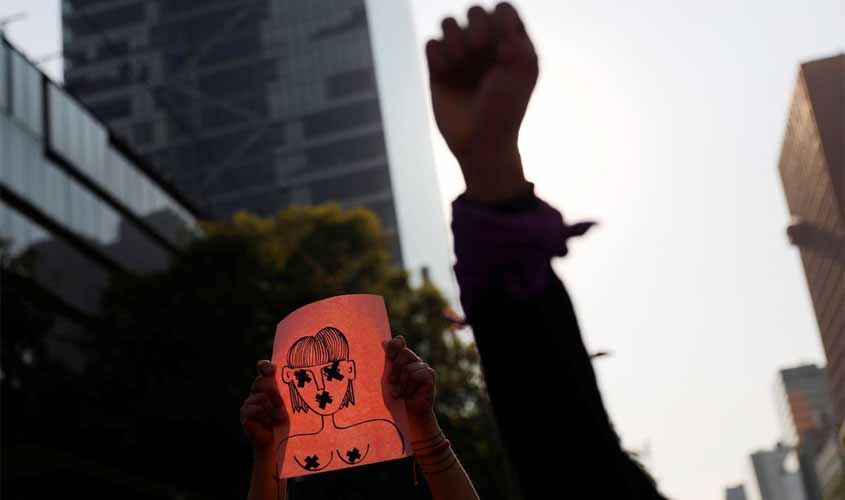 Dia Internacional da Mulher tem marchas por todo o país