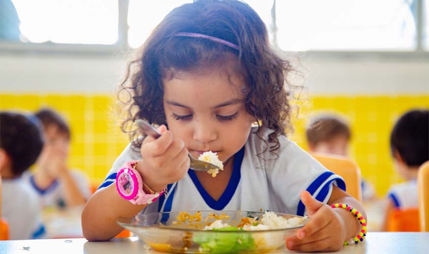 ALIMENTAÇÃO ESCOLAR: Prefeitura de Jaru lança edital de chamada pública para aquisição de alimentos da agricultura familiar