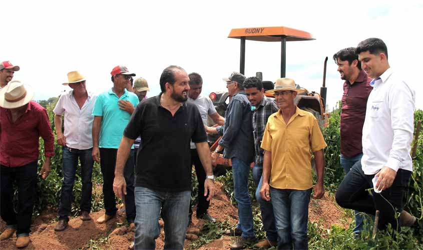 No interior, Laerte Gomes cobra políticas para Agricultura e explica como Estado deve agir para ajudar produtores