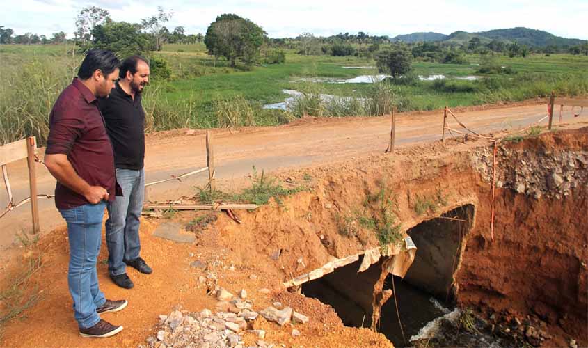 Laerte Gomes cobra obras na RO-473, entre Teixeirópolis e Urupá