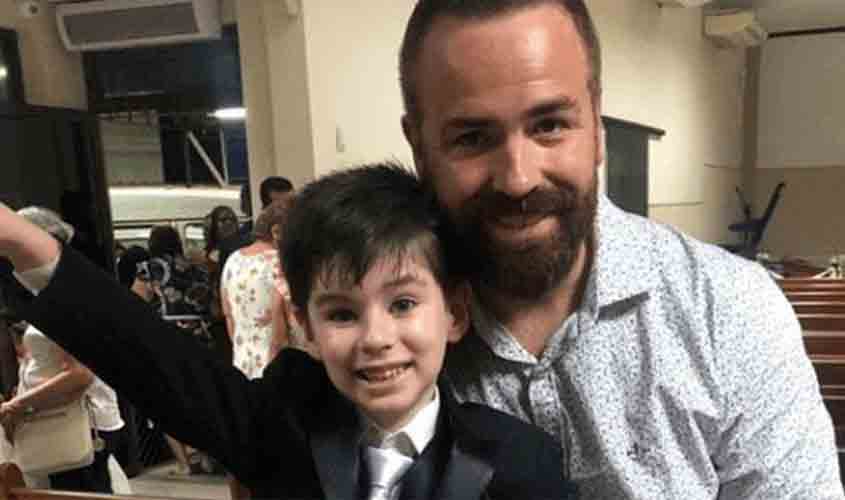 “Desculpa por não ter protegido você”, diz pai do menino Henry