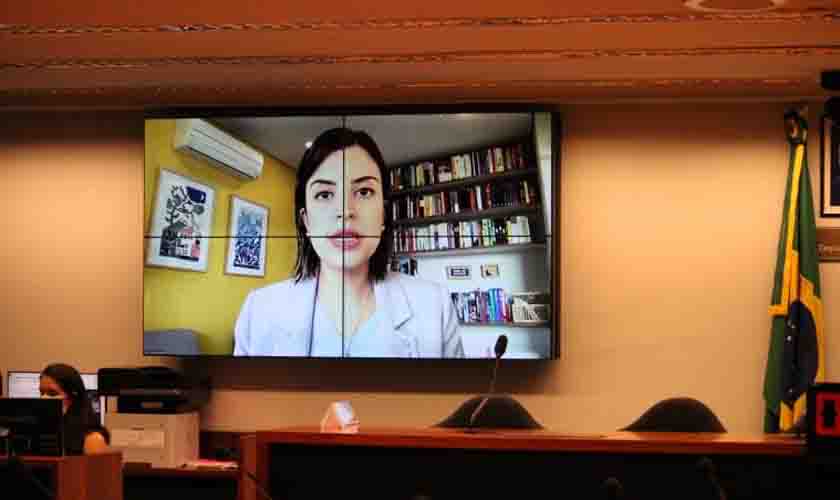 Especialistas elogiam novas leis, mas defendem mais recursos para combater feminicídios