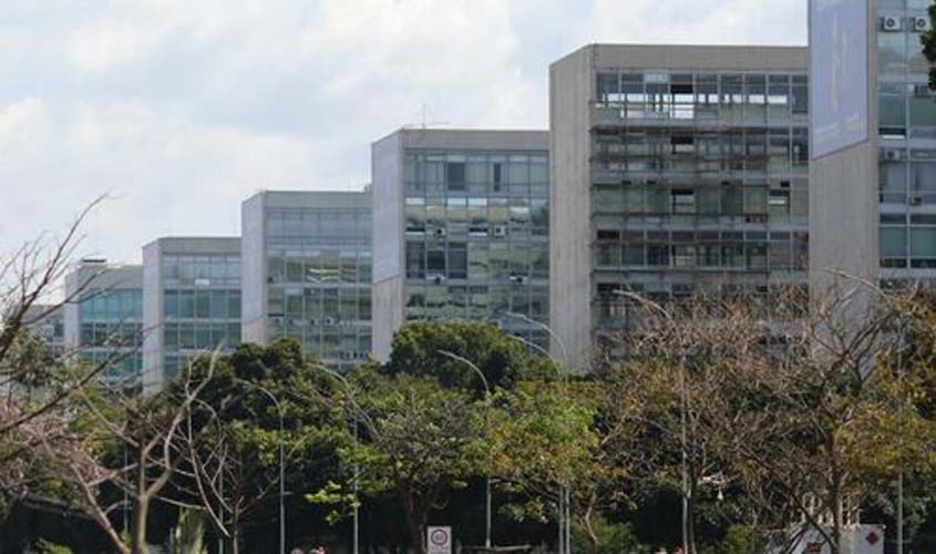 Salário de servidores públicos pode aumentar em 9%