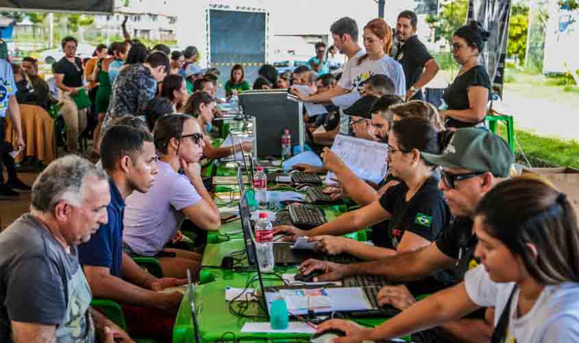 Rondônia Cidadã promoveu no domingo mais de 2 mil atendimentos aos moradores do Morar Melhor, em Porto Velho