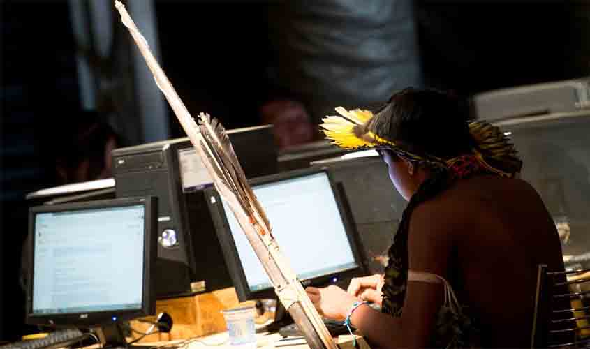 Infovia subfluvial vai levar internet ao Norte, por rios da Amazônia