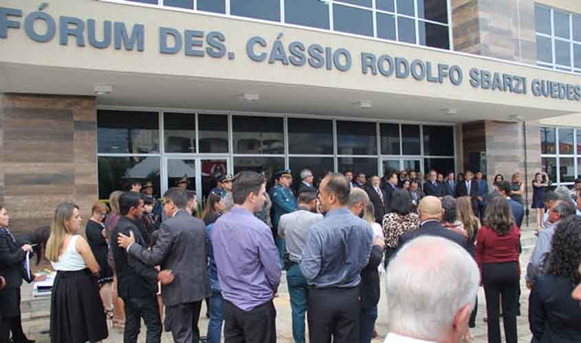 Justiça anula decisão antissindical do prefeito e vereadores de Ouro Preto do Oeste contra a presidente do STPMOP