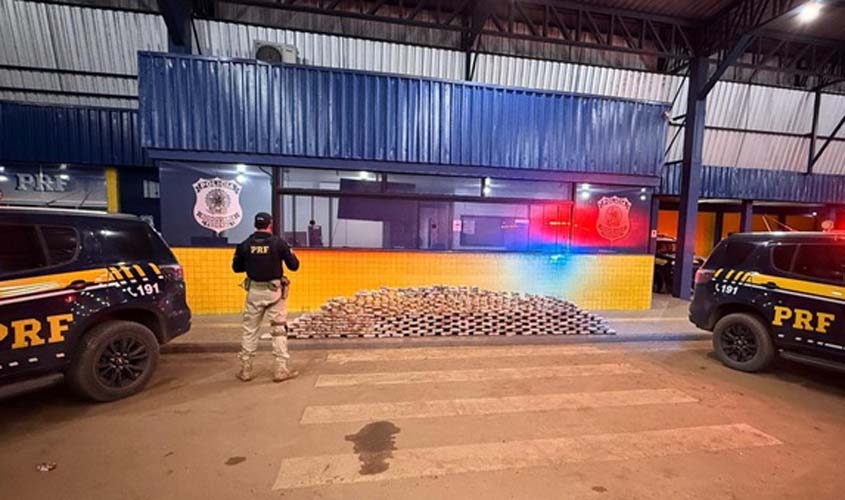 PRF apreende mais de 270 kg de drogas na BR-364 