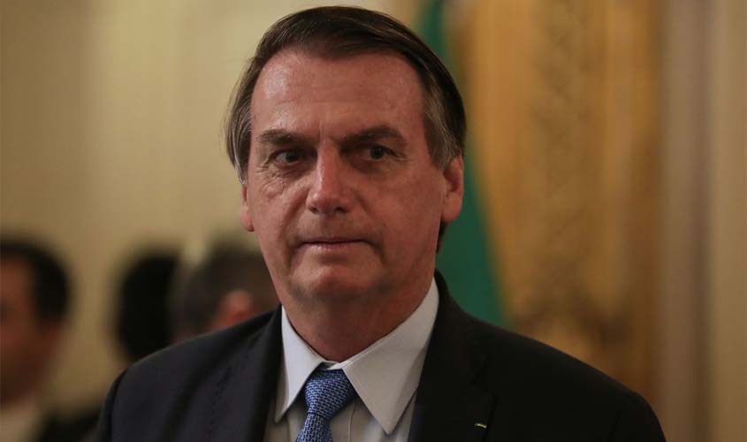 Privatização dos Correios ganha força no governo, diz Bolsonaro
