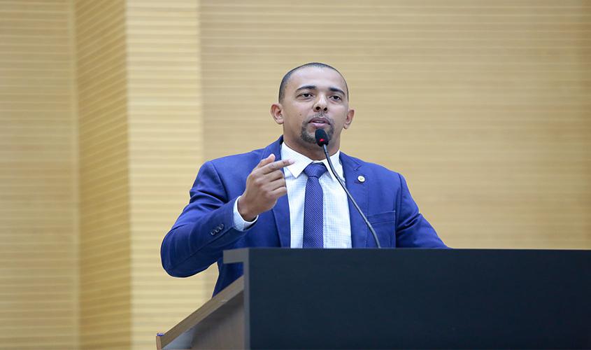 Jhony Paixão denuncia prefeitura de Ji-Paraná ao Ministério Público, por não adquirir UTI Móvel