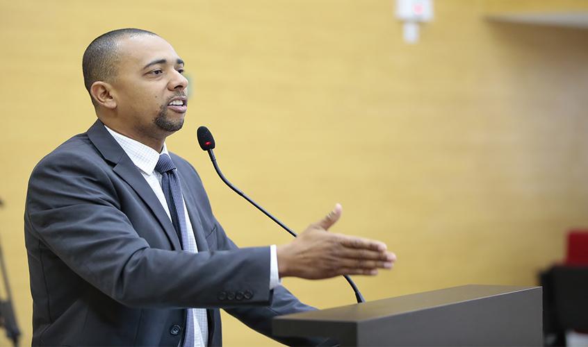 Jhony Paixão cobra nomeações imediatas de aprovados em concurso da Sesau