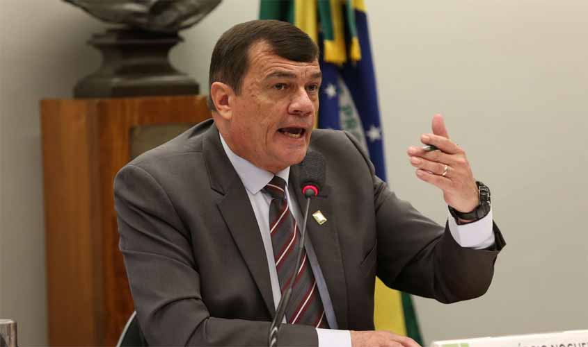 Ministro diz na Câmara que compras de Viagra tiveram prescrição médica