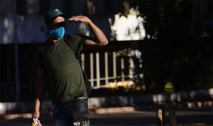 Covid-19: Brasil tem 67,9 mil mortes e 1 milhão de curados