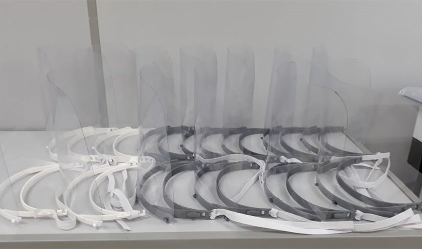 SENAI-RO produz máscaras de acetato