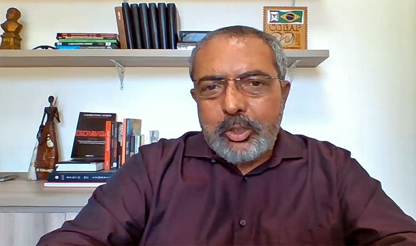 Paim pede derrubada de vetos a texto que amplia auxílio emergencial  