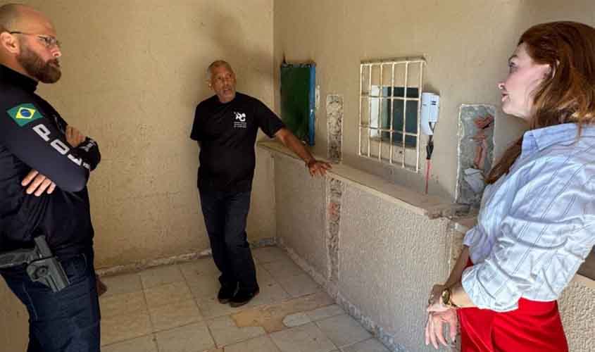 Parlatório da OAB RO no Presídio Provisório passa por reforma