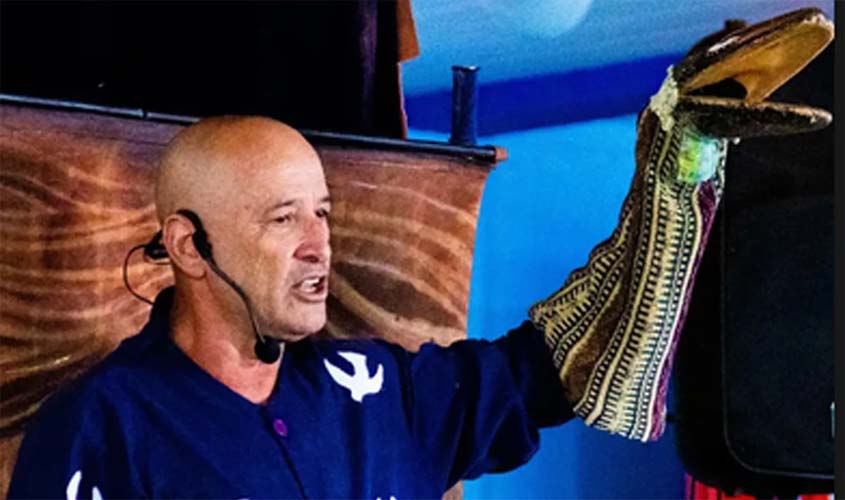 Turnê de teatro de bonecos inicia em Porto Velho