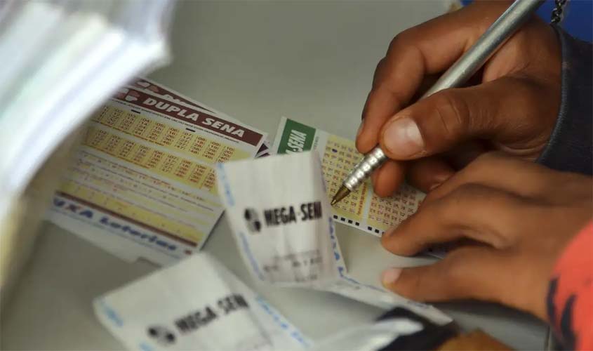 Mega-Sena acumula prêmio de R$ 45 milhões