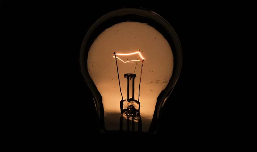 Busca por aumento da luz cresce 238% no trimestre
