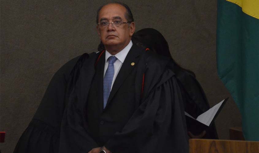 Gilmar Mendes barra investigação de Glenn por mensagens