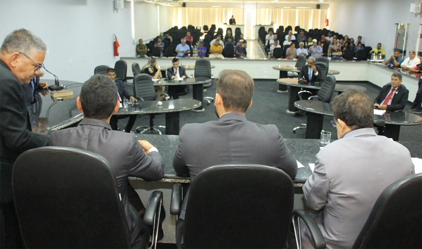 Câmara aprova projeto que autoriza prefeitura a  realizar acordos com ex-funcionários da Planacom