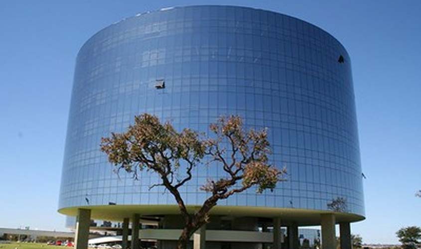 Porte de arma para agentes de segurança socioeducativos é inconstitucional, sustenta PGR