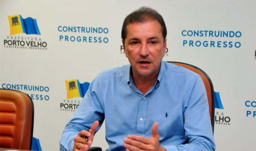 Hildon deve anunciar que não concorre