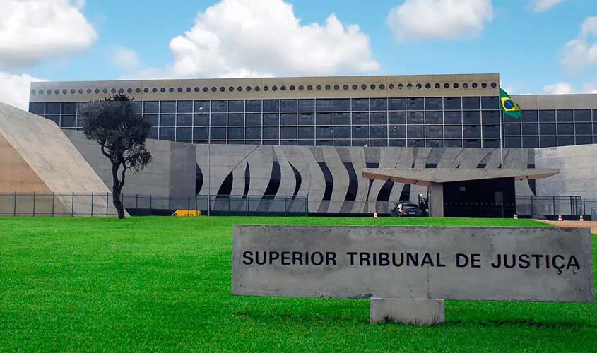 Juiz pode fixar pensão com base no salário mínimo