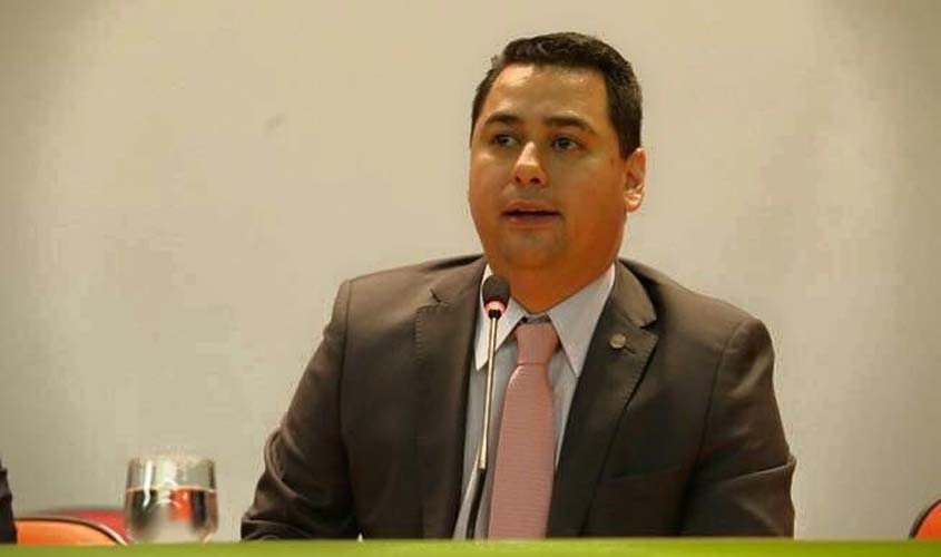 União, estados e municípios não conseguem cobrar dívidas tributárias, avalia Breno de Paula