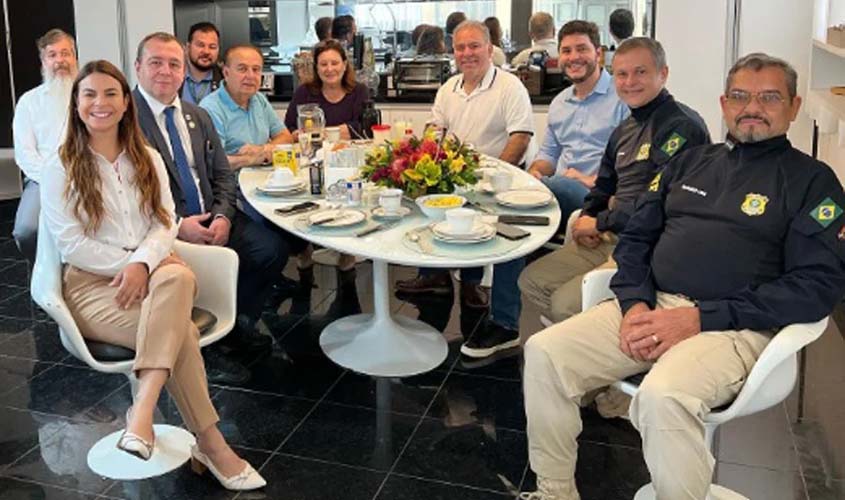 PRF realiza segurança de Ministro de Estado em visita à capital rondoniense