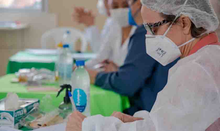 Outubro Rosa tem ações itinerantes sobre a saúde da mulher