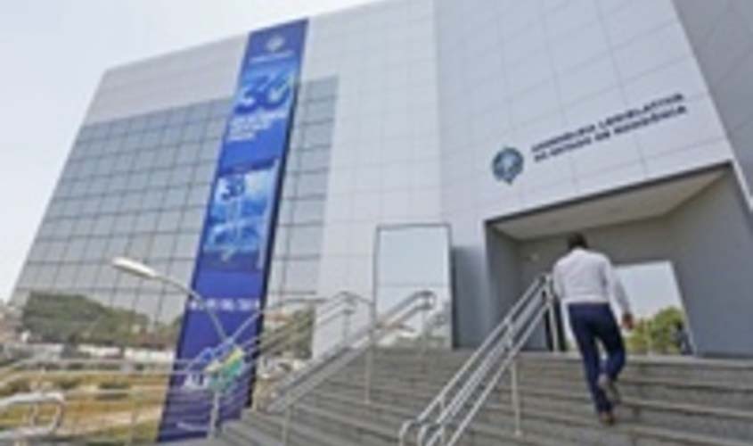 Quais são os deputados e senador eleitos por Rondônia