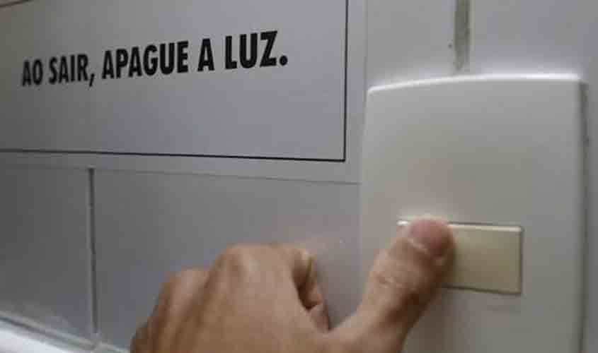 Energia elétrica encarece com bandeira vermelha patamar 2, em outubro