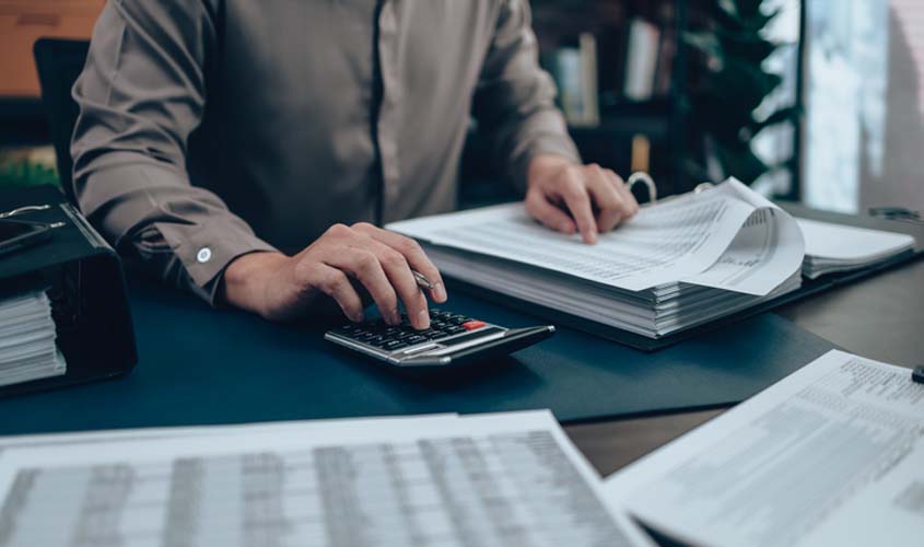 Justiça autoriza desconto de plano de saúde em PDV