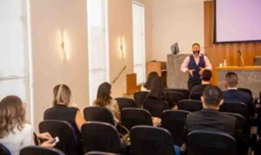 Advocacia Conectada: ferramenta auxilia advogados com marketing jurídico e a angariar clientes