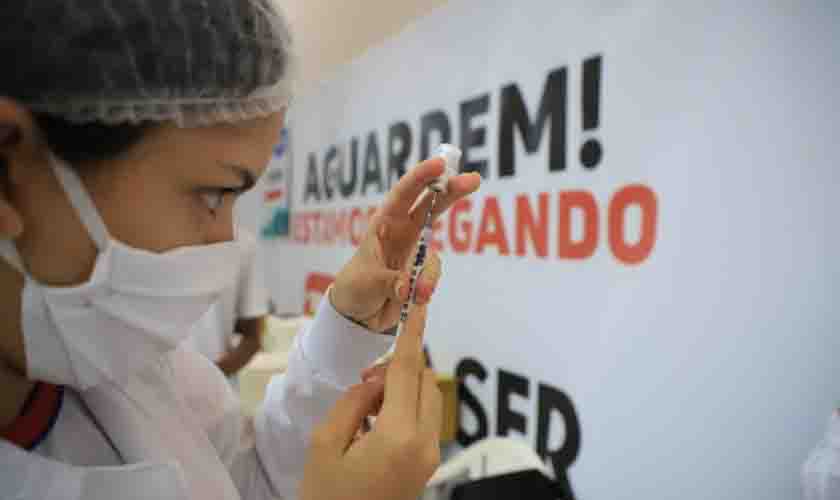 Vacina contra a covid-19 está disponível em 10 pontos da capital