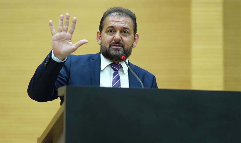 Deputado Laerte Gomes requer sinalização no km 50 da RO-257