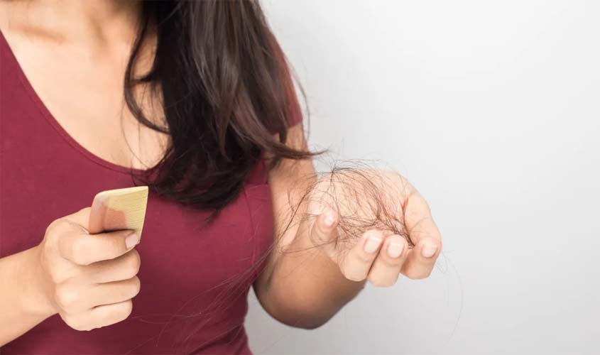 Como lidar com a queda de cabelo pós-parto?