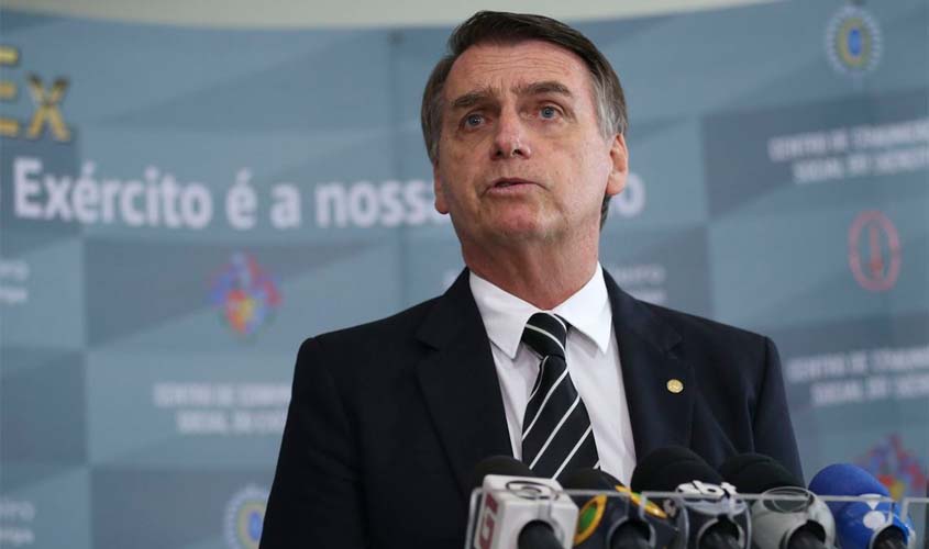 Dinheiro para Michelle foi quitação de empréstimo, diz Jair Bolsonaro