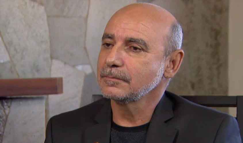 Mulher e filhas de Queiroz não comparecem ao Ministério Público