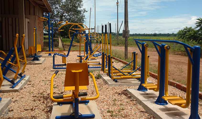 Recurso de emenda do deputado Luizinho Goebel garante instalação de academia de ginástica na linha 5 em Cerejeiras